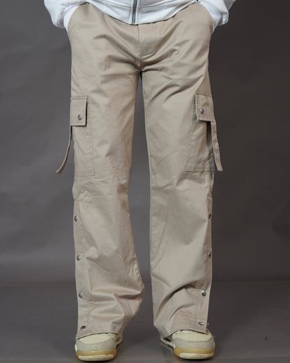 Cream 6-Pocket Cargo Pants – Functional Streetwear with Aesthetic Utility | Bombyy Clothings