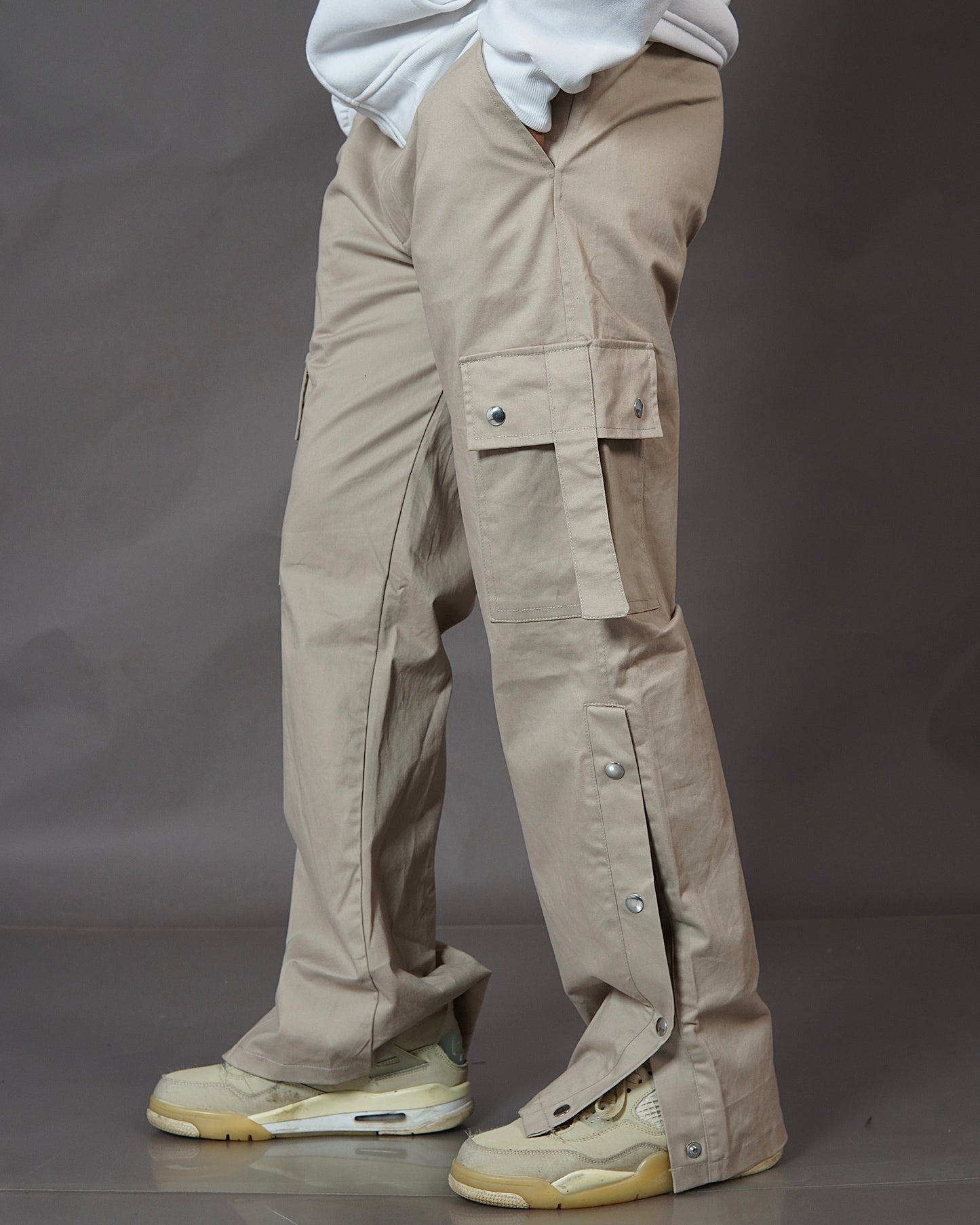 Cream 6-Pocket Cargo Pants – Functional Streetwear with Aesthetic Utility | Bombyy Clothings